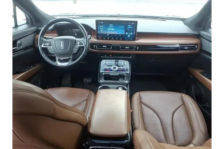 $32895 : Lincoln Nautilus 2022 AWD Re image 10