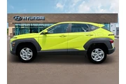 $16859 : Hyundai KONA 2024 AWD SE 4dr thumbnail