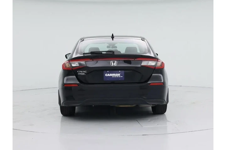 $25998 : Honda Civic 2024 LX 4dr Hatc image 6