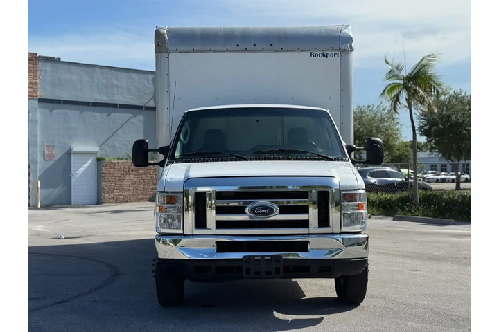 $13900 : 🚚 Ford E-450 Super D. Cutaway image 4