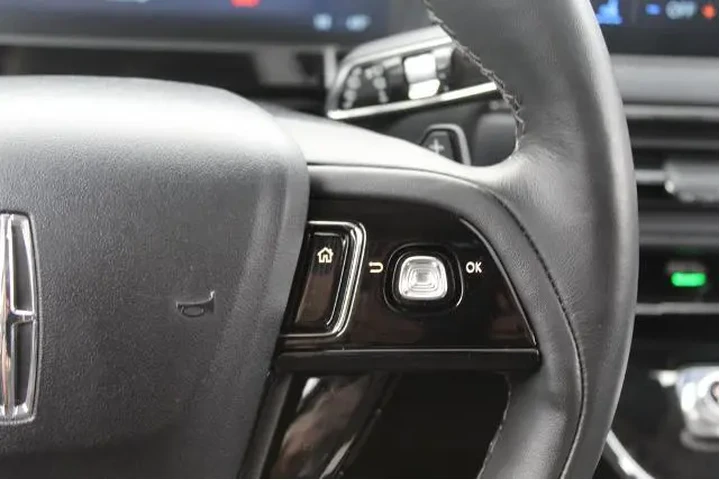 $39998 : Lincoln Corsair 2024 AWD Res image 10