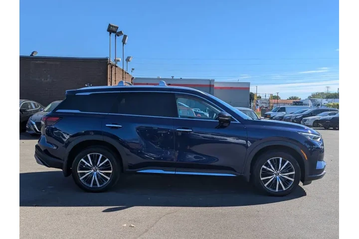 $34495 : 2023 QX60 Sensory image 5