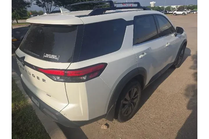 $23294 : Nissan Pathfinder 2022 SV 4d image 4