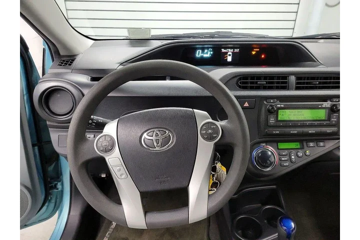 $17998 : Toyota Prius c 2014 One 4dr image 10