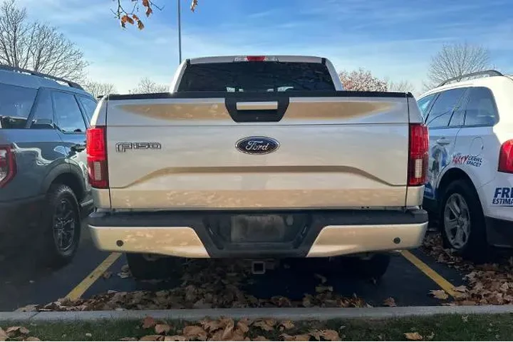 $19995 : Ford F-150 2016 4x4 XLT 4dr image 4