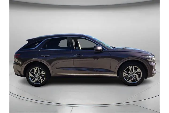 $25998 : Genesis GV70 2022 AWD 2.5T S image 4