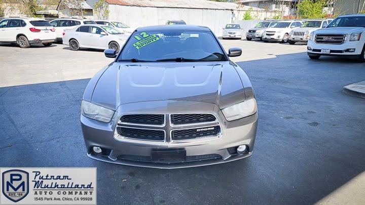 2012 Charger SE image 2