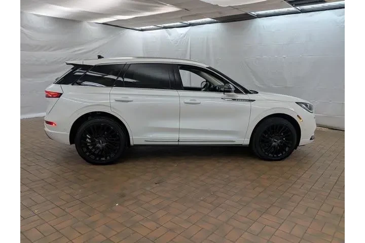 $33000 : Lincoln Corsair 2022 AWD Res image 8