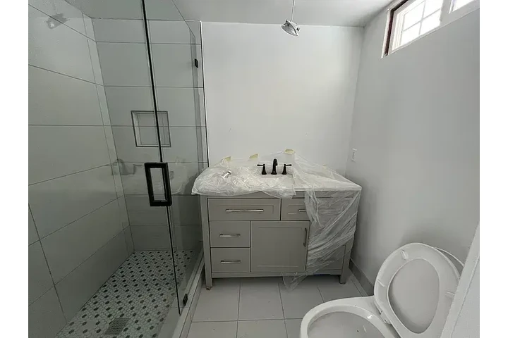 $2350 : Serene 3bd 2ba @ Huntington image 5