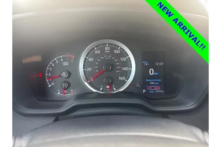 $17639 : Toyota Corolla 2021 SE Apex image 5