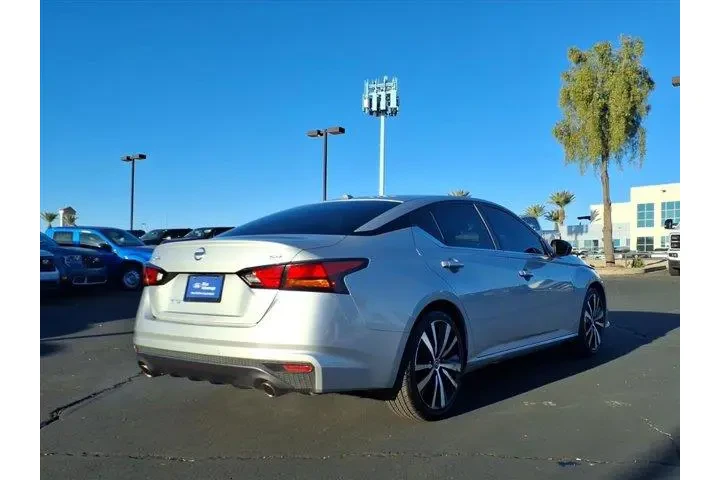 $18663 : Nissan Altima 2021 2.5 SR 4d image 6