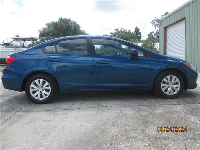 $10995 : 2012 Civic image 6