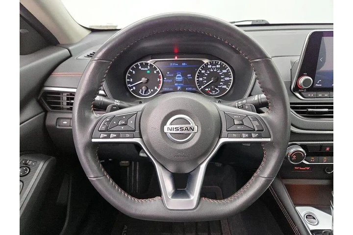 $22998 : Nissan Altima 2022 2.5 SR 4d image 10