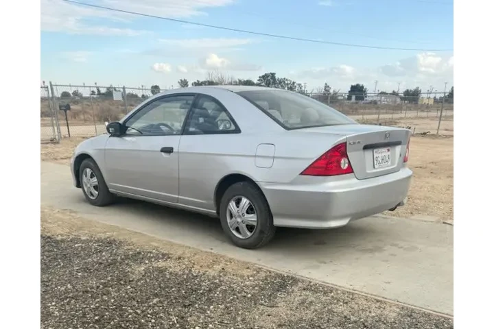 $2000 : 🚗 SE VENDE – HONDA CIVIC 2005 image 1