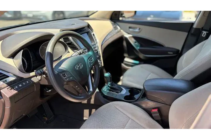 $16991 : Hyundai SANTA FE Sport 2017 image 7