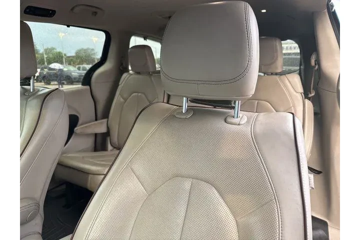 $13997 : Chrysler Pacifica 2017 Limit image 6