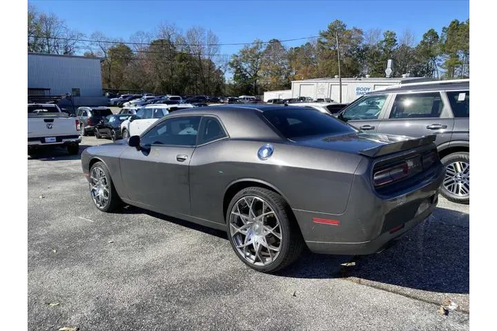 $13755 : Dodge Challenger 2018 SXT 2d image 4