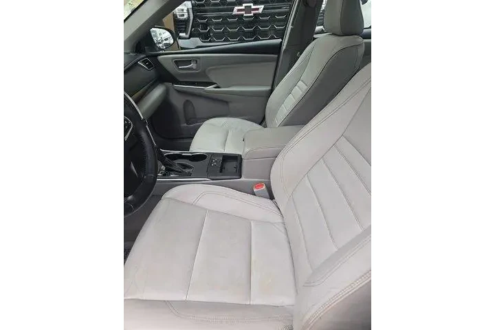 $21056 : Toyota Camry 2015 XSE V6 4dr image 4