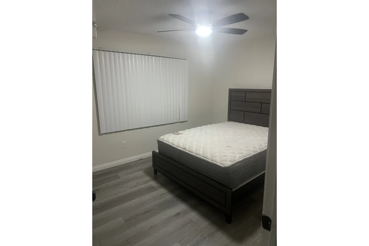 $850 : Rento un cuarto image 5