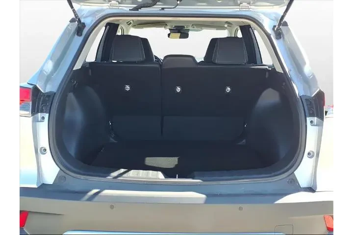 $26850 : Toyota Corolla Cross 2023 XL image 10