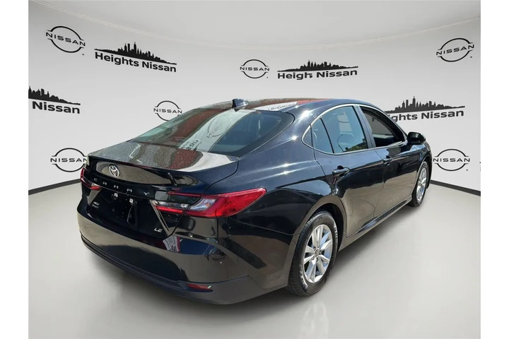 $26990 : Toyota Camry 2025 AWD SE 4dr image 6