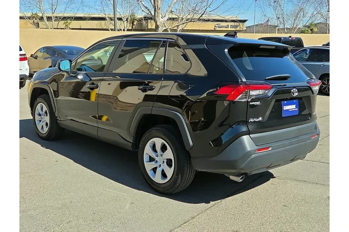 $26998 : Toyota RAV4 2024 AWD LE 4dr image 7
