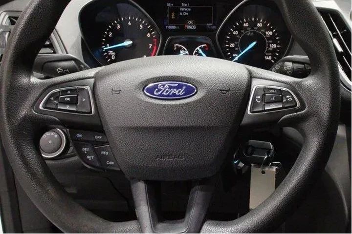 $13982 : Ford Escape 2018 SE 4dr SUV image 8