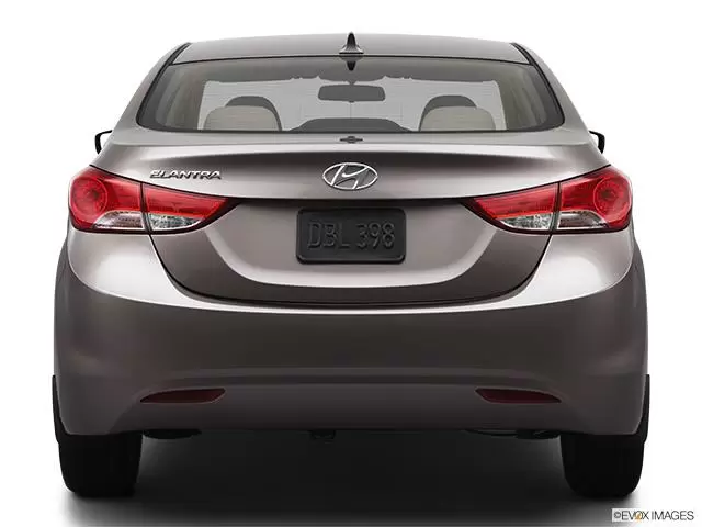 2013 Elantra image 6