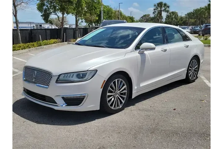 $13990 : Lincoln MKZ 2017 Premiere 4d image 3