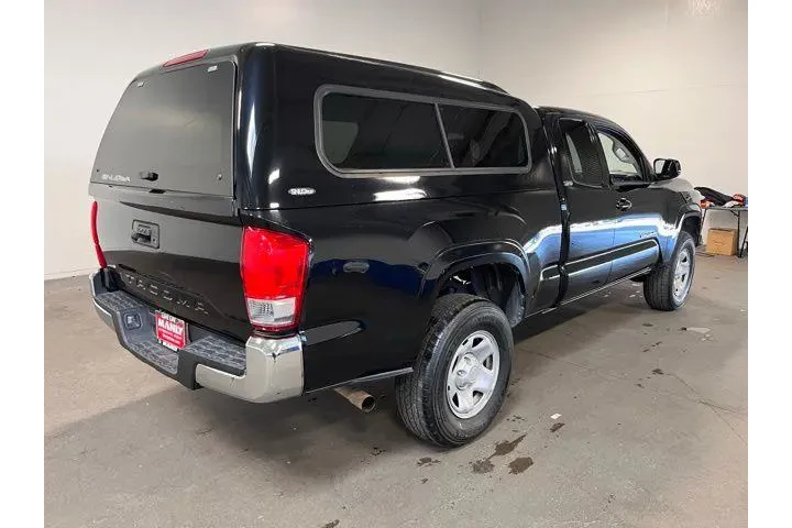 $22574 : Toyota Tacoma 2016 image 3