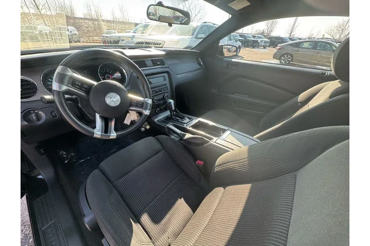 $10000 : Ford Mustang 2014 V6 2dr Fas image 6
