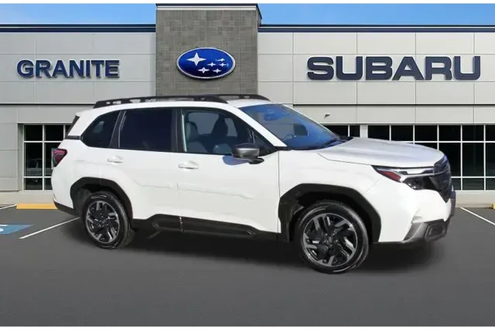 $34798 : Subaru Forester 2025 AWD Lim image 5