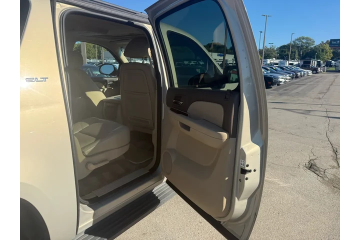 $5980 : 2011 GMC Yukon XL 4WD 4dr 150 image 9