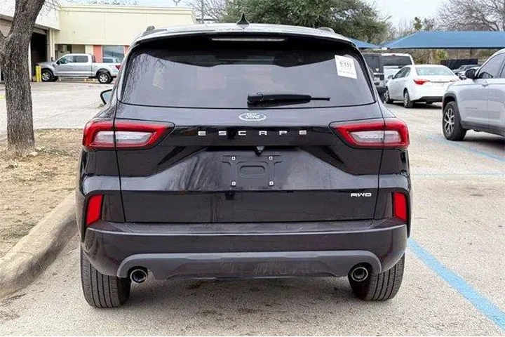 $21731 : Ford Escape 2024 AWD ST-Line image 8