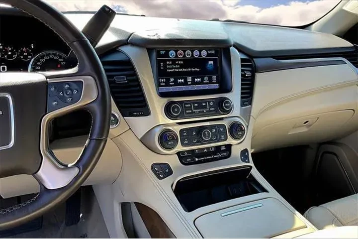 $36991 : GMC Yukon XL 2019 4x2 Denali image 8