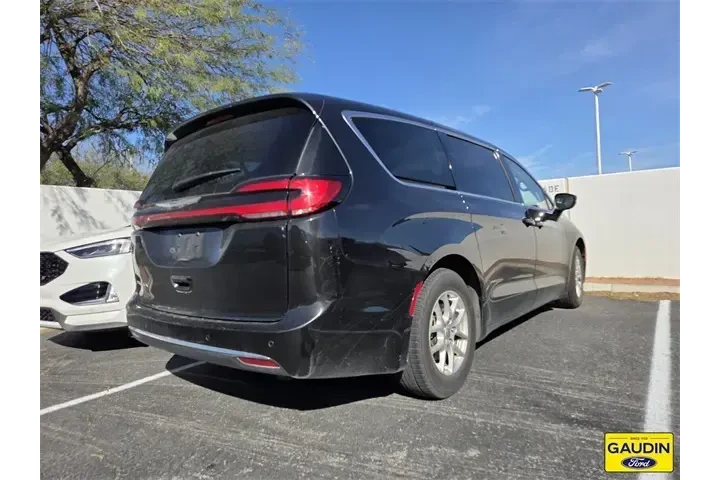 $25990 : Chrysler Pacifica 2023 Touri image 3