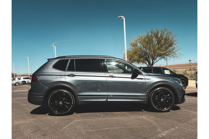 $21997 : Volkswagen Tiguan 2022 SE R- image 2