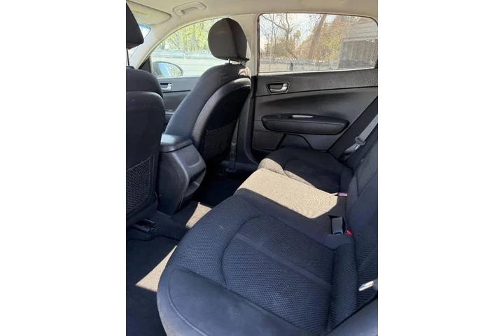 $6999 : 2019 Optima LX image 9