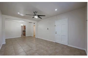 $980 : Bright & Spacious newly home thumbnail