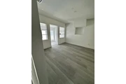 $700 : Beautiful Home...Miami, FL thumbnail