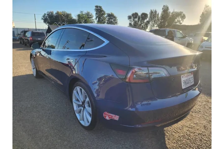 $21999 : 2018 Model 3 Long Range image 4