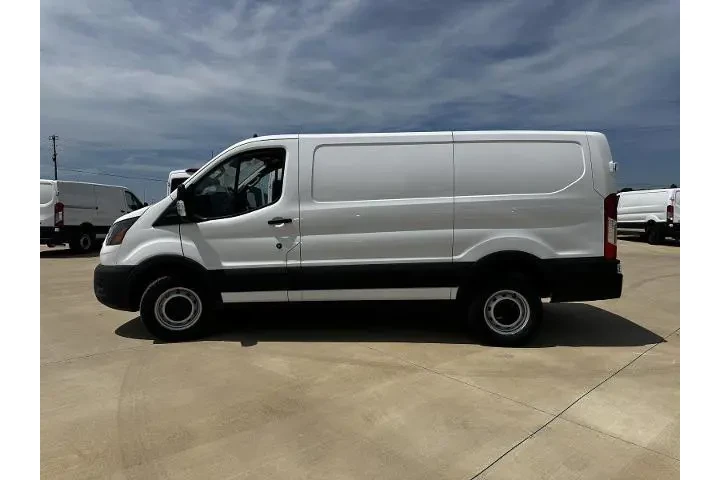 $36500 : Ford Transit 2024 250 3dr SW image 5