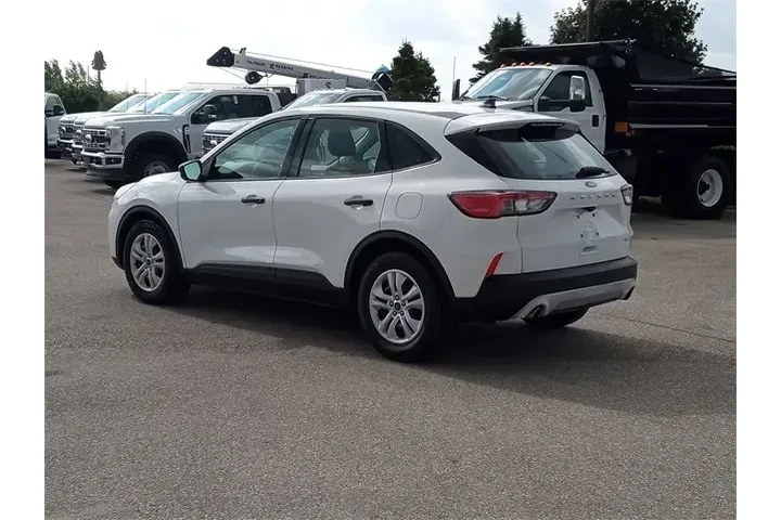 $16595 : Ford Escape 2020 S 4dr SUV image 3