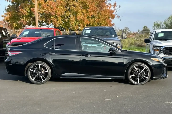 $16880 : Toyota Camry 2018 XSE 4dr Se image 8