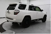 $32995 : Toyota 4Runner 2021 4x4 SR5 thumbnail