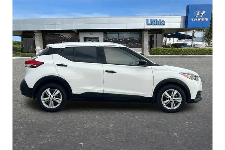 $9999 : Nissan Kicks 2018 S 4dr Cros image 9