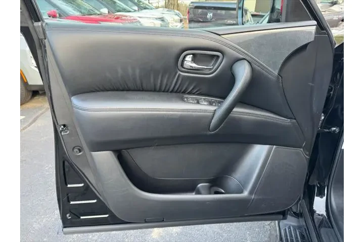 $35620 : Nissan Armada 2022 4x4 S 4dr image 5