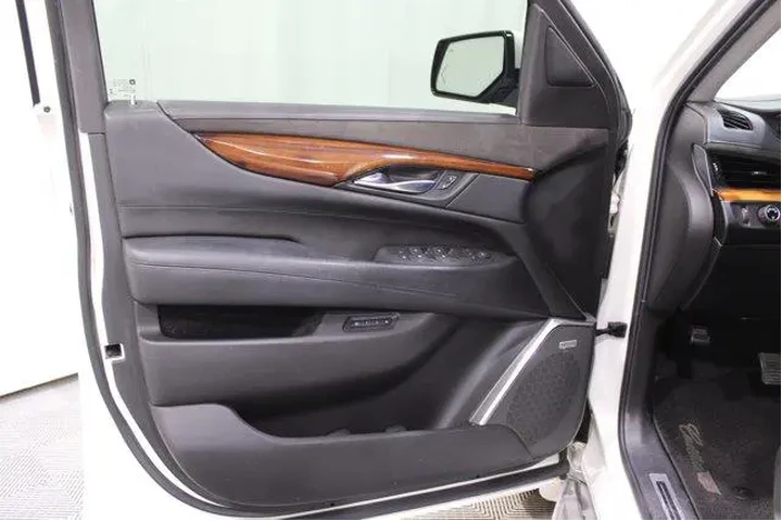 $15982 : Cadillac Escalade 2015 4x4 L image 5