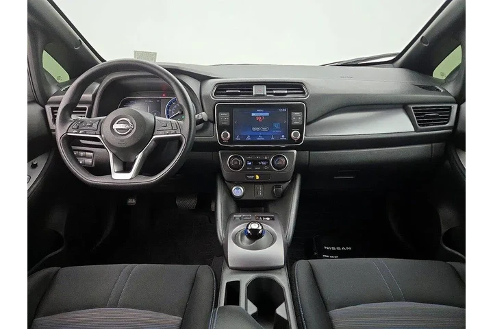 $15998 : Nissan LEAF 2023 S 4dr Hatch image 9