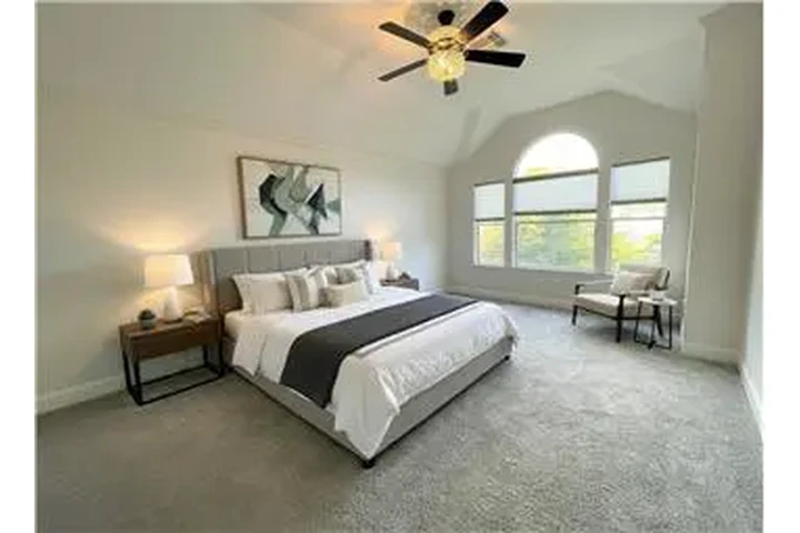 $3000 : Rental property with 4 bedro image 5